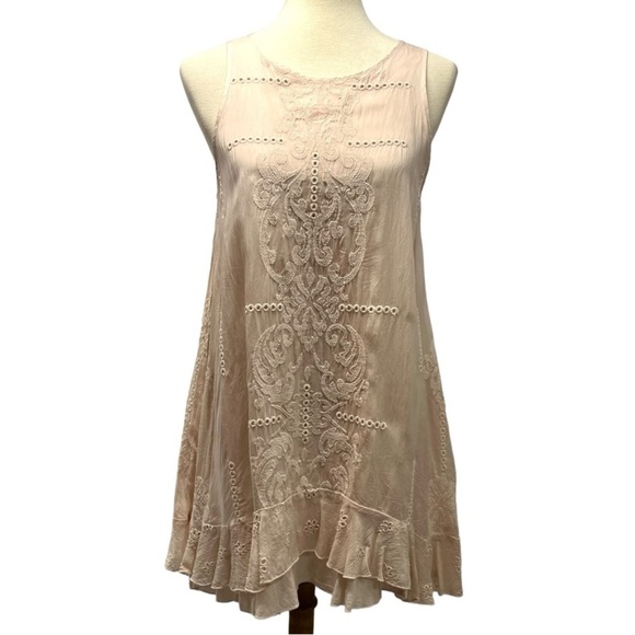 Johnny Was Tops - Johnny Was NWT Pale Pink Embroidered Boho Sleeveless Tunic Top Women’s Small